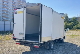 DONGFENG JUNFENG Q35 (МРМ 3,5т) РЕФРИЖЕРАТОР ХОУ FRIDGE 3000h